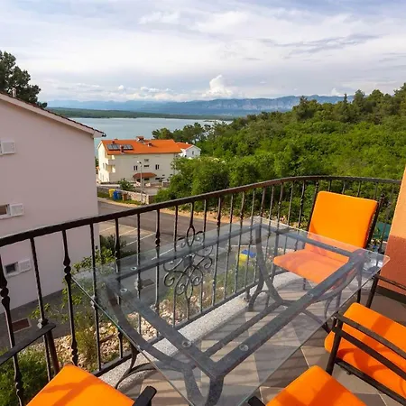 Apartment Seafront With Seaview