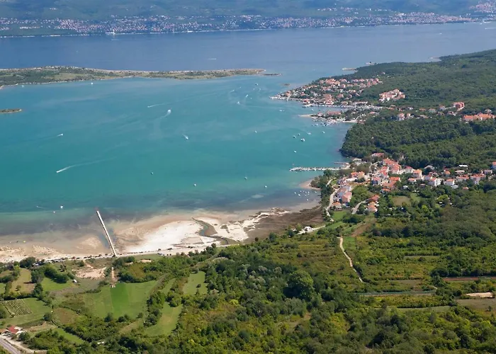 Διαμέρισμα Seafront With Seaview *